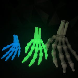Skeleton flexi hand flexible articulated