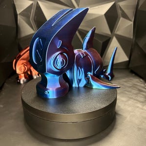 Flexi Hammerhead Shark Articulating fidget toy