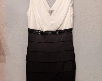 Vintage 00s Black and White Bandage Dress
