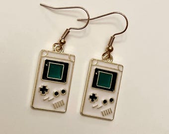 Pendientes Gameboy Joyas de videojuegos Regalo de juegos retro Dije de consola Gameboy para gamer Pendientes colgantes dorados