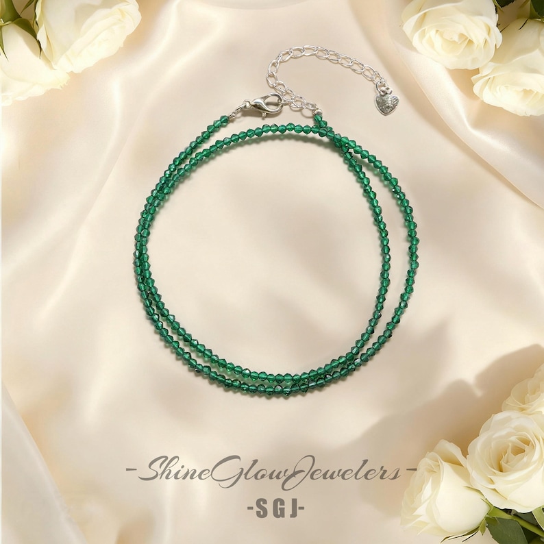 Emerald Bracelet, Luxury Gemstone Jewelry, Natural Healing Energy, Dainty Layering Bracelet for Women, May Birthstone Gift, Heart Chakra Necklace