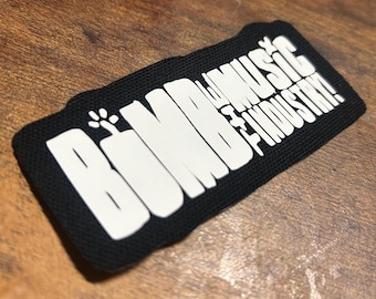 Bomb The Music Industry-logo vinyl opstrijkpatch