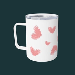 Taza de café con aislamiento de corazones rosas, regalo de cumpleaños para San Valentín, 10 oz, portátil, para viajes, camping, equipo para exteriores, soporte para bebidas frías y calientes, antiderrames