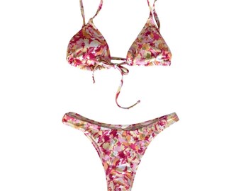 Conjunto de microbikini floral Y2K rosa y naranja, top triangular y braguita de corte alto, talla pequeña.