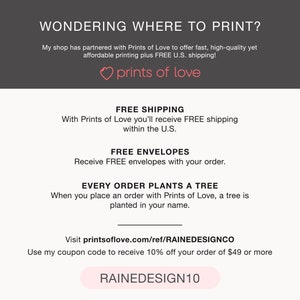 Puede incluir: Un coraz&oacute;n rosa con el texto "prints of love" sobre un fondo blanco con el texto "WONDERING WHERE TO PRINT?" e informaci&oacute;n sobre env&iacute;o gratuito, sobres gratuitos y un programa de plantaci&oacute;n de &aacute;rboles. El texto "RAINEDESIGN10" est&aacute; en un bot&oacute;n blanco con un borde gris.