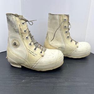 Vtg 70s US Military BATA Boots Extreme Cold Weather Airborne Bunny Boots Mens 9R image 4