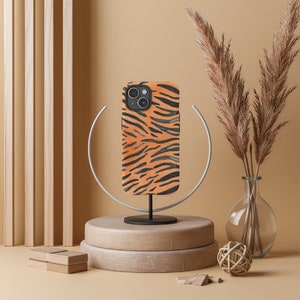 Wild Tiger Pattern Phone Case for iPhone 15 Pro Max, 14 Plus, 13, 12, 11, XR & Samsung S24, S23, S22, S21 Plus, Google Pixel 8 Pro, 7, 6