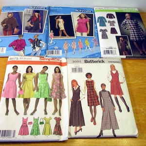 Simplicity Patterns Women’s Dresses, sizes 4 to 26 - Uncut