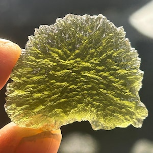Moldavite Tektite.  14.1 Grams. Large Genuine Raw Czech Moldavite Meteorite, AAAA+ Museum Quality,stunning and rare!     6.3 x 1.8 X 4.5 cm.
