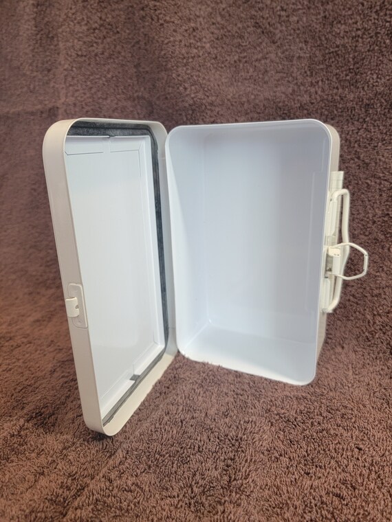 1965 First Aid Kit New Eastern Safety Equipment C… Gem