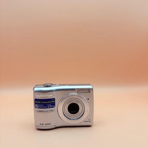 Olympus FE 210
