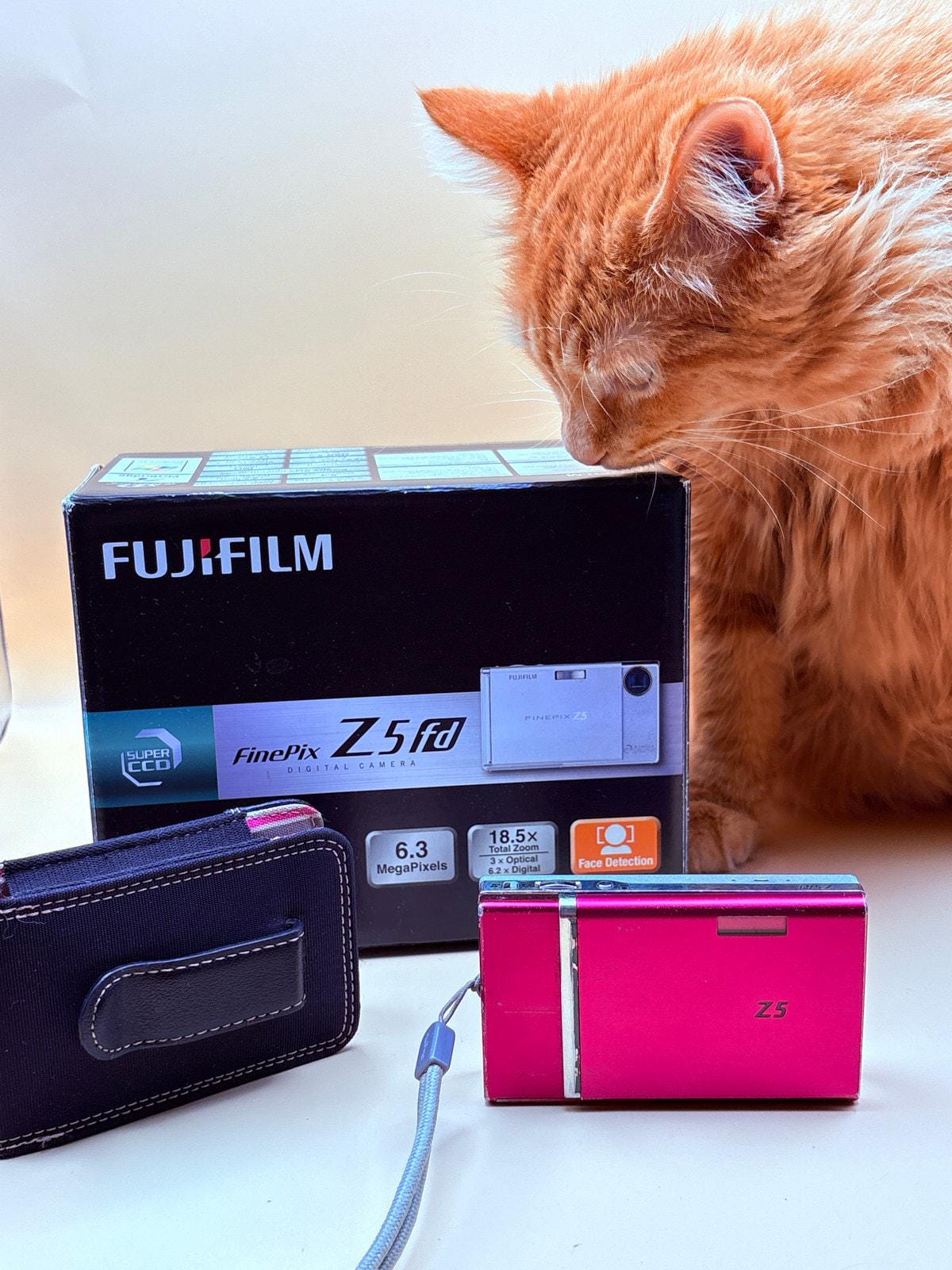 Fujifilm Finepix Z5 - Etsy Canada
