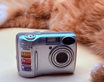 nikon Coolpix 5600