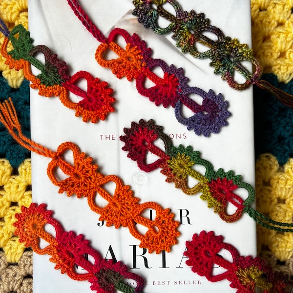 Vintage crochet bookmark with tassel, "sunburst" pattern, original design, handmade