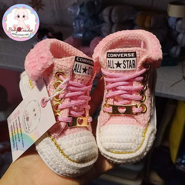 Tutorial, pattern Converse crochet sneakers. Crochet Converse