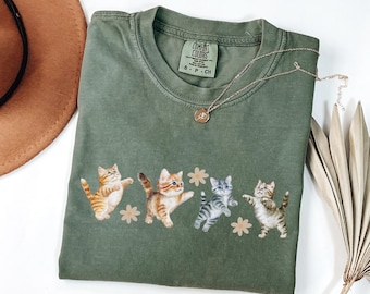 Kittens Cottagecore Shirt, Floral Vintage Watercolor Cat Tshirt, Wildflower Cat Person Gift, Cat Mom Tee, Funny Cat Shirt, Kittens Shirt