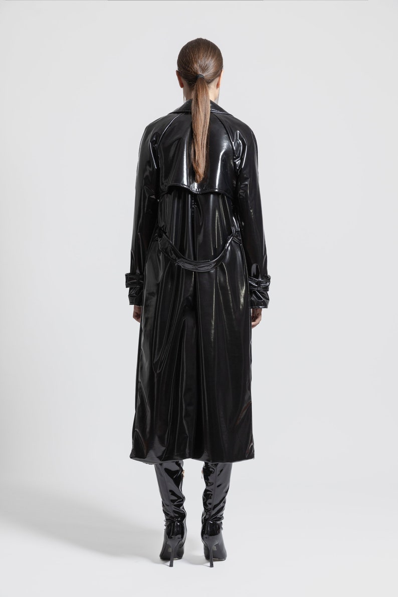 TACRAI Rechte Jas Latexlook Zwart Longline klassieke trenchcoat dames overjas toplaag oversize uitloper maxi handgemaakte natte look glanzend afbeelding 2