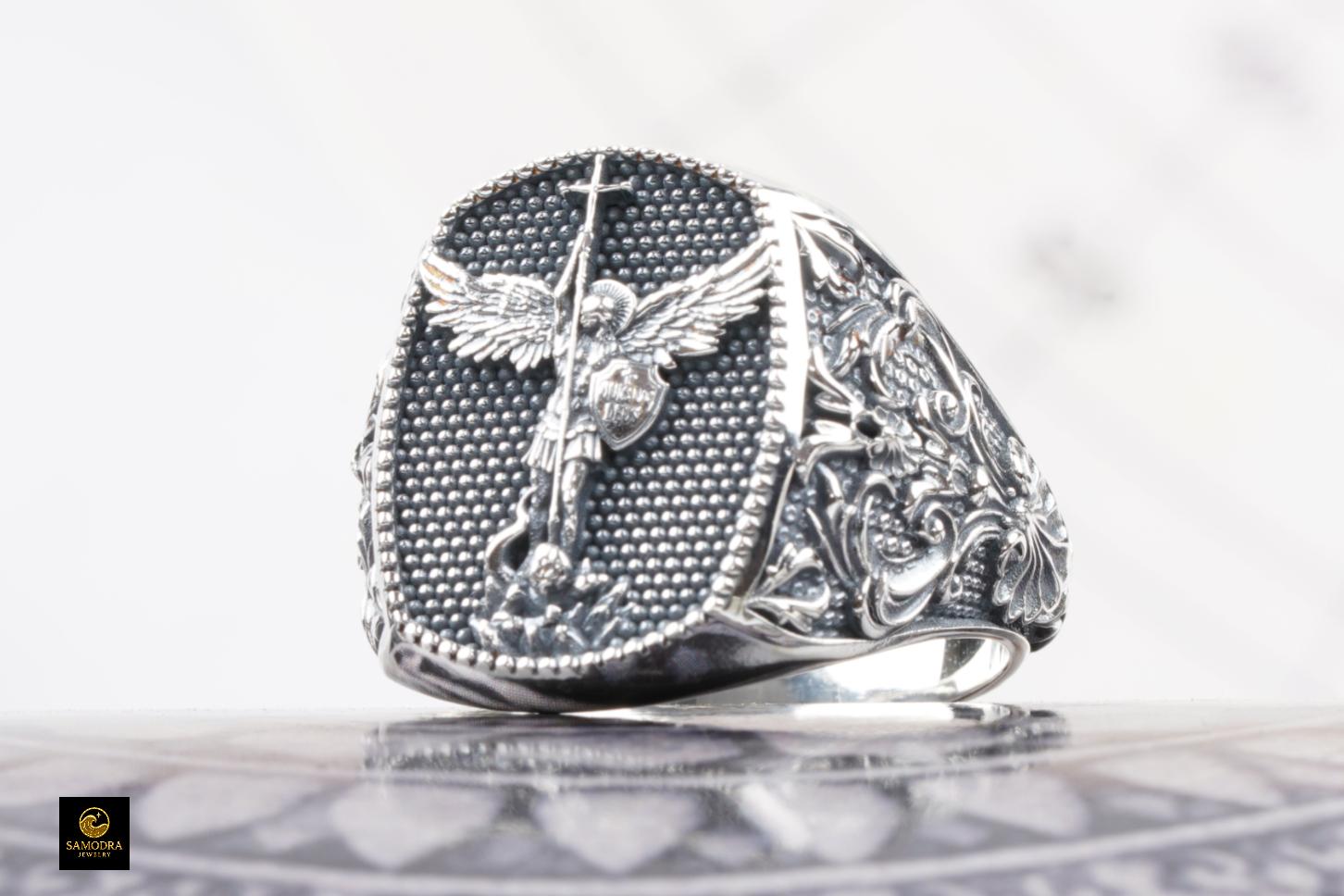 Saint Laurent Ring - Etsy Finland
