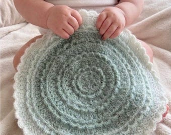 Crochet Flower Petals Baby Blanket: Green Nursery Decor, Soft Acrylic & Nylon