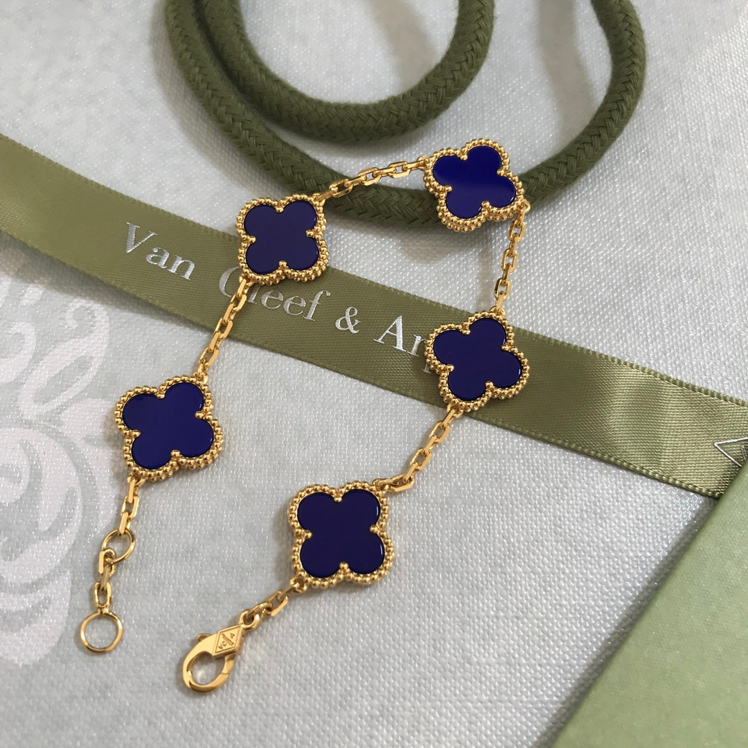 Authenticity VAN CLEEF 18K Yellow Gold Blue Agate 5 Motifs Vintage ...