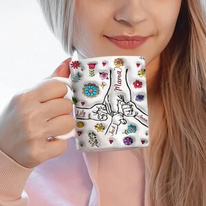 Custom Kids Holding Moms Hand 3D Inflated Mug Wrap, Mama 11oz Mug Template, Mom Floral 15oz Mug Png, Mothers Day Coffee Mugs Png zdjęcie 2