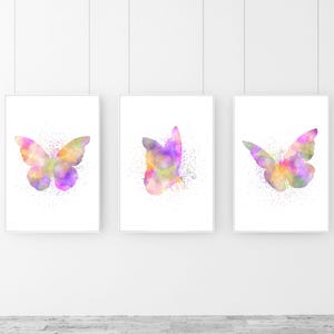 Acquerello astratto con farfalle, set di 3 stampe murali con farfalle viola, decorazione per la camera da letto delle bambine con farfalle, decorazione murale con farfalle per la cameretta dei bambini