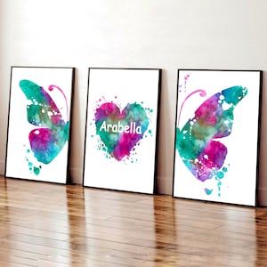 Set di 3 stampe a farfalla rosa e verde acqua, farfalla e cuore, decorazioni per la camera da letto delle bambine, stampe con nomi di bambine, decorazioni a farfalla, cameretta rosa e verde acqua