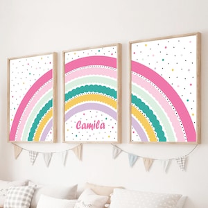 Set di 3 stampe colorate arcobaleno per la cameretta dei bambini, decorazioni personalizzate per la cameretta delle bambine, arcobaleno rosa e verde acqua, stampa con il nome della bambina, arte per la cameretta delle bambine.
