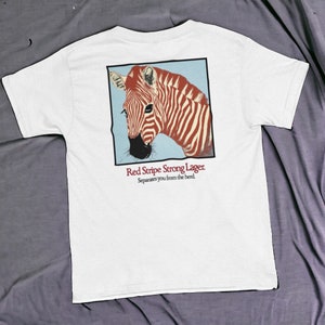 Zebra a strisce rosse T-shirt girocollo unisex pesante immagine 1