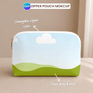 Peut inclure: Une trousse à fermeture éclair avec un ciel bleu clair, des nuages blancs et un paysage de collines vertes. La trousse possède une fermeture éclair blanche. Le texte sur l'image inclut "ZIPPER POUCH MOKCUP", "Changable zipper color" et "Easy drag & drop".