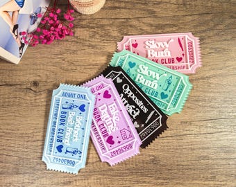 Marcapáginas acrílico con tema romántico: regalo para lectores de BookTok