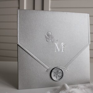Gewaxte uitnodiging, ceremonie-uitnodiging met glanzende envelop, uitnodiging van transparant plexiglas met goud- en zilververgulde afdrukopties