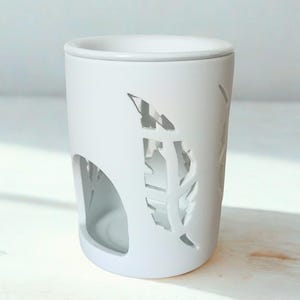 Brûle-parfum Plumes blanc – Brûleur en céramique pour fondants parfumés – Décoration bohème et cocooning