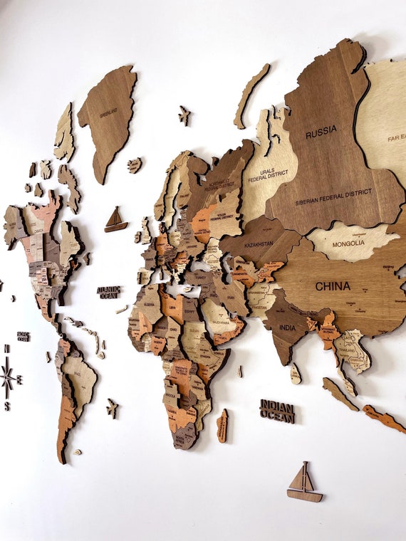 Mappamondo Decowoodmap, Planisfero in legno, Mappa del Mondo 3d in legno con Flags pins, Decorazione Casa Nuova, Arredamento Arte da Parete