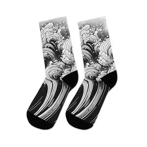 Ocean Waves Swirling Socken - Reiten Sie die Welle des Stils mit diesen umweltfreundlichen Schönheiten Bild 6