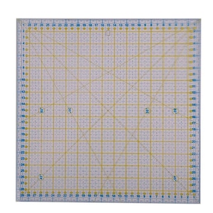 Righello quadrato per quilting, acrilico spesso trasparente, strumento di misurazione per patchwork da cucito, accessori per il taglio fai da te, righello per modelli artigianali con taglierina rotante