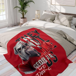 Cozy Arctic Fleece Blanket with Georgia Bulldog Design, UGA Fan Gift, Home Decor, Warm Throw, Camping Essential