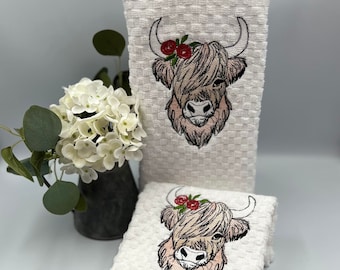 Embroidered Highland Cow Hand Towel, Farmhouse Tea Towel, Embroidered Hand Towel, Highland Cow Gift, Farm Decor, Cow Decor, Shower Gift