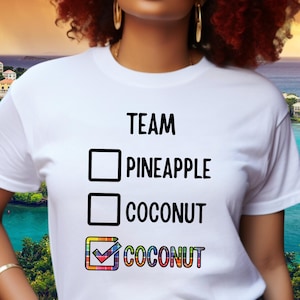 Maglietta con crostata all'ananas Team – Maglietta con frutta tropicale caraibica divertente – Maglietta con guava, cocco e ananas a forma di casella di controllo – Regalo per gli amanti dei dessert dell'isola