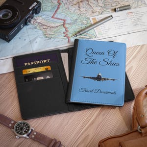 Passport Cover & Travel Documents Holder with 747 Queen Of The Skies Jumbo Jet Aeroplane / Airplane for Aviation Lovers in 10 Colours