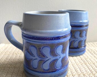 Williamsburg Pottery Mugs Vintage 1990s, Cobalt Blue Souvenir Mugs Salt Glazed Stein