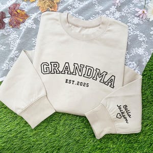 Custom Grandma Embroidered Sweatshirt with Grandkids Names on Sleeve, Mother&#39;s Day Gifts, New Grandma Gift, Christmas Grandma Gift