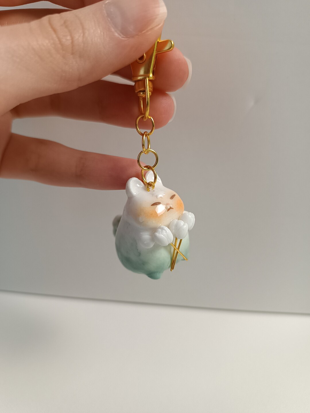 ◆VVV◆ Heart Ribbon Tulip Rabbit Keychain 23SSKR011WHF 61BWkCjJfAL.jpg
