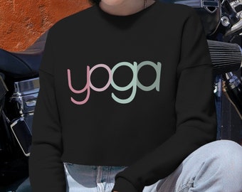 Fleece-Sweatshirt für Frauen mit * Yoga * auf der Vorderseite; Dezentes Lotus Zeichen auf der Rückseite