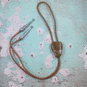Western Bolo Tie - Genuine Leather and Natural Lace Agate Stone with Silver Tips