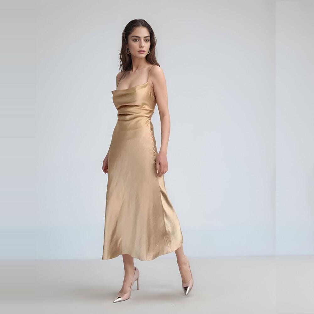 green emerald velvet dress Peyton Strapless Satin Maxi Dress main image 0