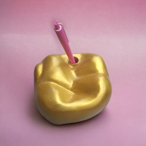 One-of-a-Kind Tooth-Shaped Pen Holder, Dental Accessories Carefully Handcrafted