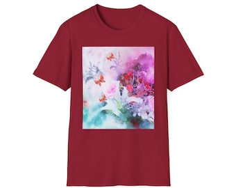 Camiseta unisex Softstyle, camisa de mariposa roja, camisa boho de flores silvestres, camiseta de planta, camisa de mariposa voladora, camisa de niña colorida, camiseta floral