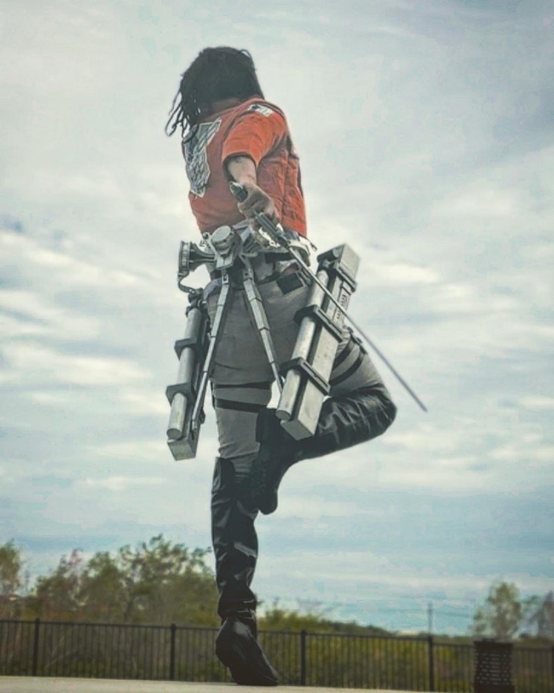 This listing only includes blade sheaths. Photo shows example of full kit - backpiece, blades and blade handles sold separately