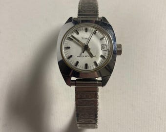Vintage Womens Timex Silber Tone Wind Up Wasserdicht Uhr mit Gummiband